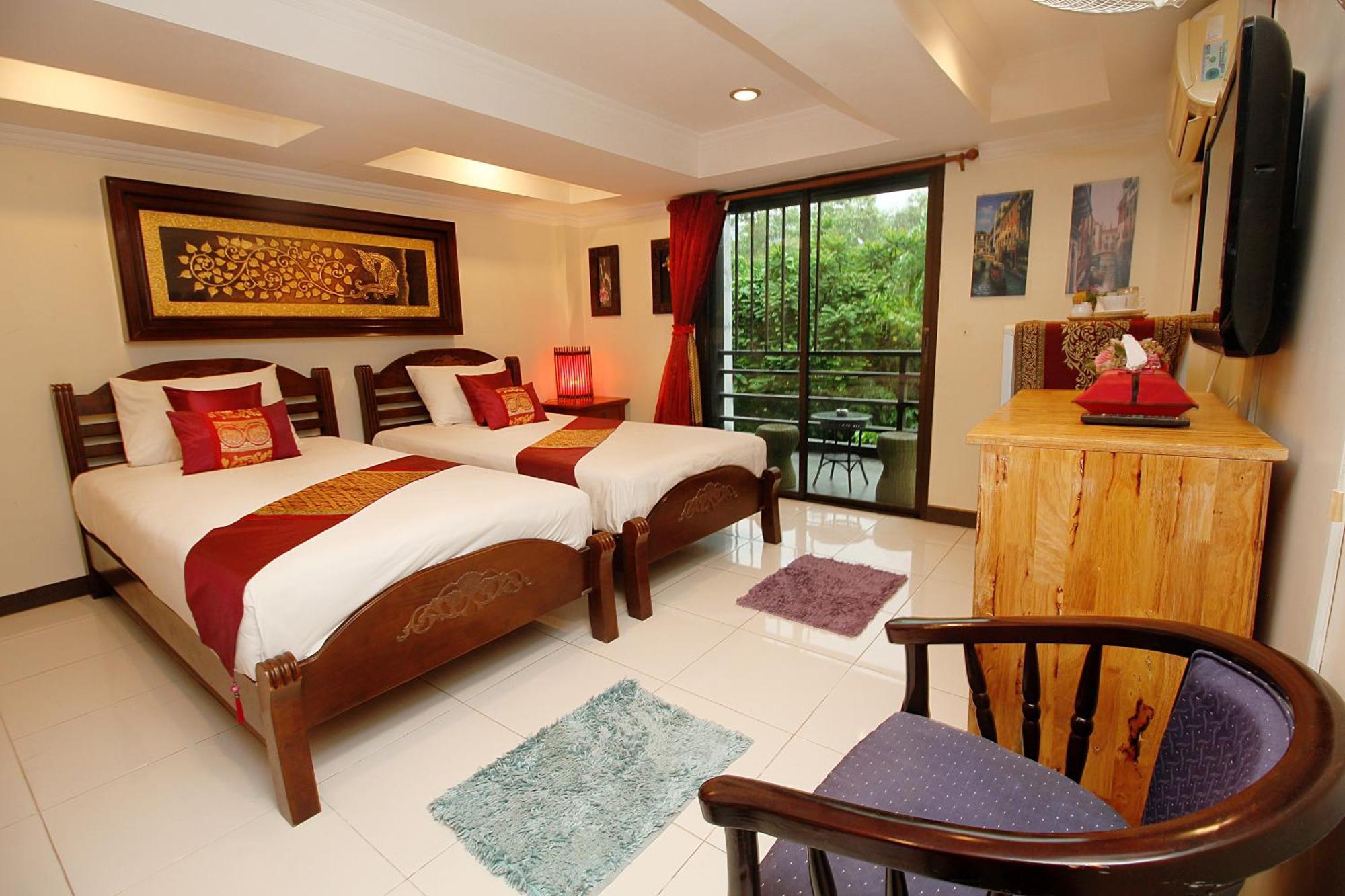 Hotel Sky Silk Decoration House Patong Exterior foto