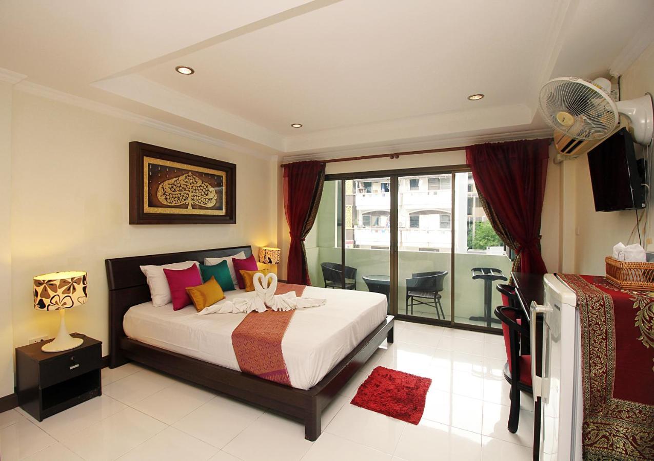 Hotel Sky Silk Decoration House Patong Exterior foto