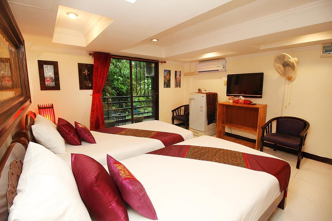 Hotel Sky Silk Decoration House Patong Exterior foto
