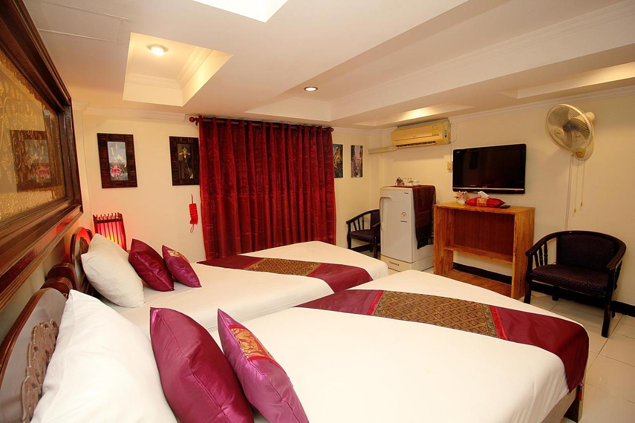 Hotel Sky Silk Decoration House Patong Exterior foto