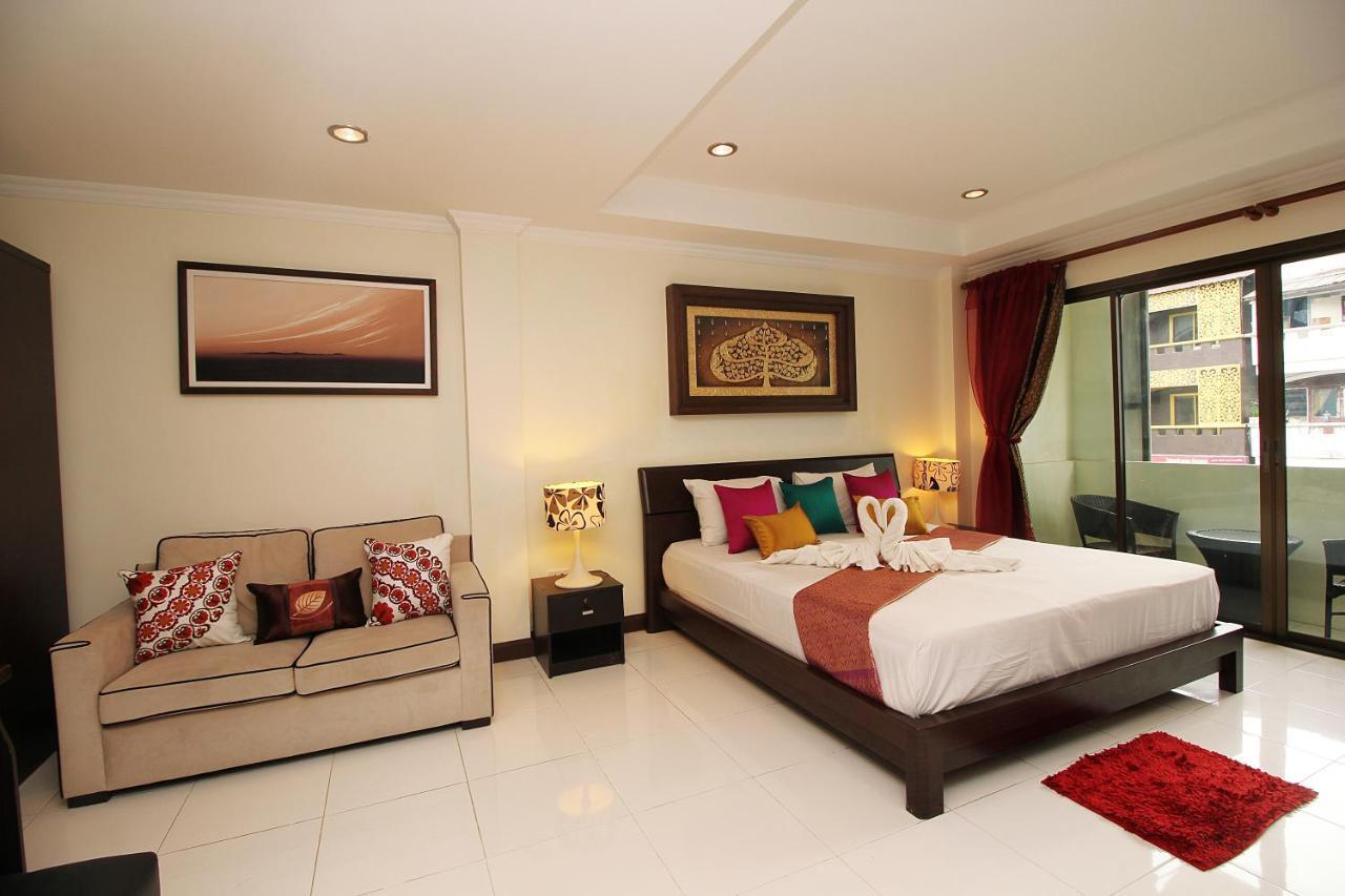 Hotel Sky Silk Decoration House Patong Exterior foto